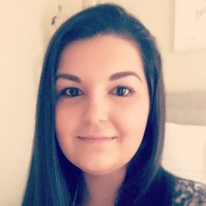 Meet your Posher, Alexis